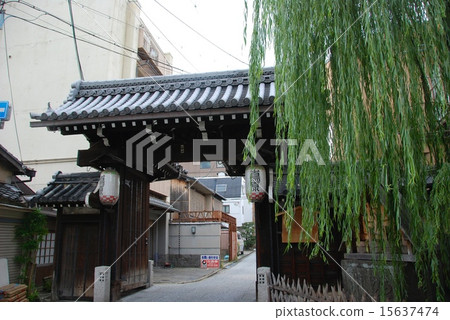 島原大門（京都市下京區西新屋町） 15637474