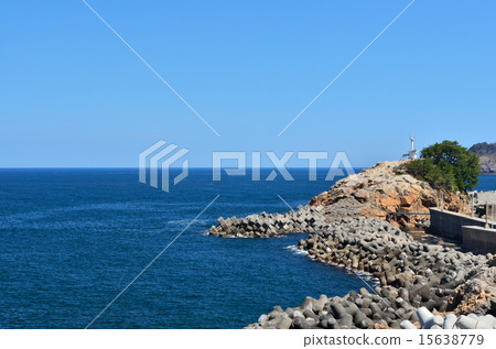 鳥取縣Urakomi Coast Tanabe Lighthouse 15638779