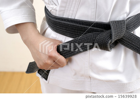 Black belt 15639928