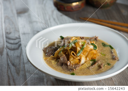 wat tan hor, popular cantonese fried noodle wat tan hor, popular cantonese fried noodle 15642243