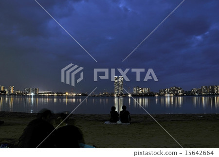 煙花表演在發布之前 15642664