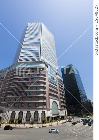 Osaka Station front 15649327
