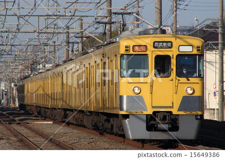 [SS] Seibu Shinjuku Line old 2000 series train (express - 10-car train: Seibu Shinjuku ⇔ Hon-Kawagoe) 15649386