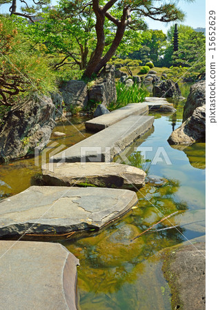Kiyosumi Garden: Iwagori Kiyosumi Garden: Iwagori 15652629