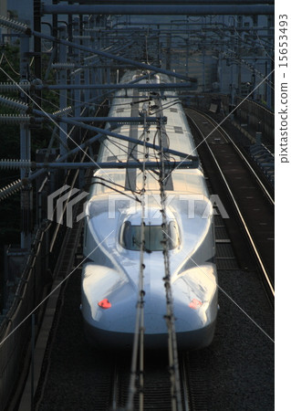今天的東海道新幹線N 700系列 15653493