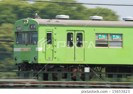 Nara line 103 series (follow shot) 15653823