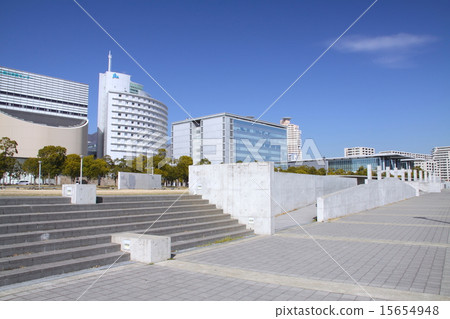 HAT Harbour走在神戶運河/從左到中心為減災打擊，JICA，世界衛生組織神戶中心，士兵 15654948