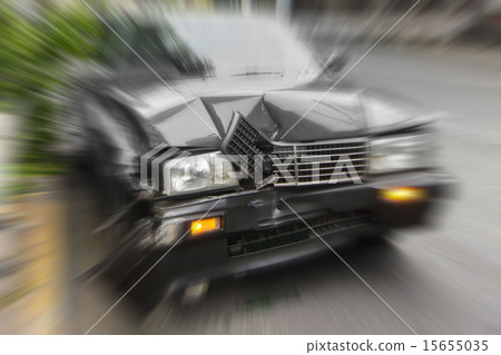 Traffic accident image Traffic accident image 15655035