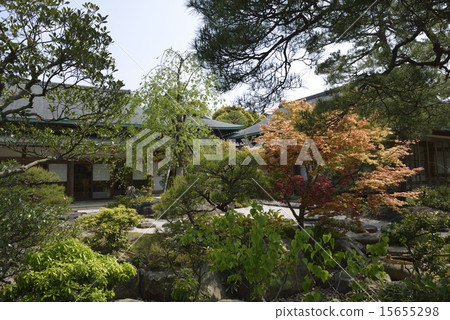 Japanese garden and Saiban · Tsuruoka Hachimangu Shrine (Kanagawa) Japanese garden and Saiban · Tsuruoka Hachimangu Shrine (Kanagawa) 15655298