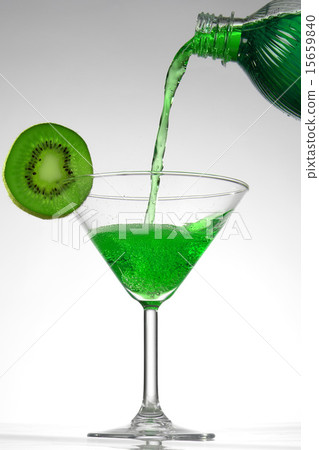 kiwi kiwi 15659840