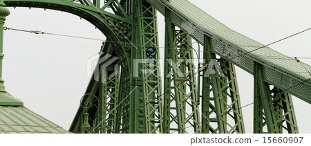 Historic bridge in Budapest Historic bridge in Budapest 15660907
