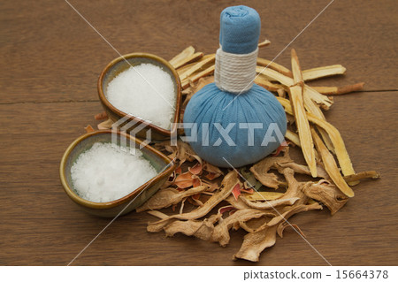 Herbal compress ball for spa aroma treatment 15664378