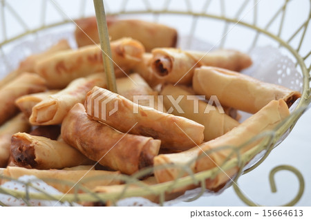 The delicious golden spring rolls serve The delicious golden spring rolls serve 15664613