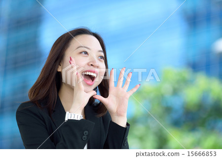 Chinese businesswoman shouting aloud Chinese businesswoman shouting aloud 15666853