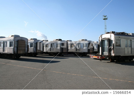 Tokyu Toyoko Line 8000 series sold to Jakarta 15666854