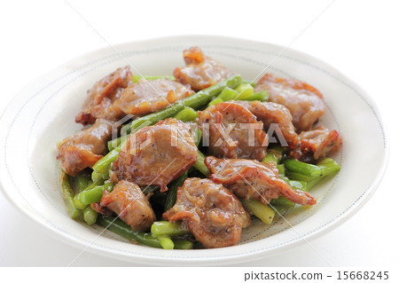 Stir-fried salt and garlic bud 15668245