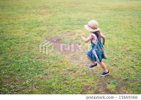 Girls to dash Girls to dash 15669366