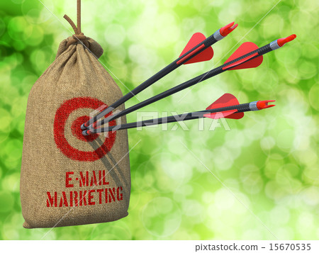 E-mail Marketing - Arrows Hit in Red Target. E-mail Marketing - Arrows Hit in Red Target. 15670535