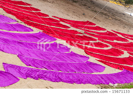 Laundry drying on steps of ghat near Ganga river 15671133