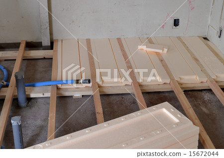 Floor renovation work 15672044