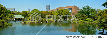 Kiyosumi garden: panoramic view of the whole view 15673022