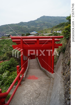 前Nogi Rice Ina Taisha Torii隧道入口的入口 15674746