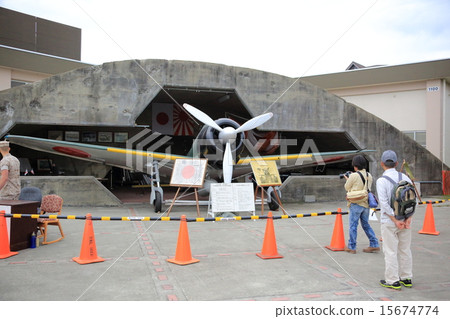 基地 基地 15674774