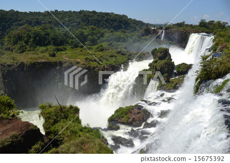 Iguazu Falls 15675392