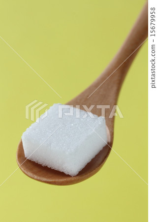 Cube sugar 15679958