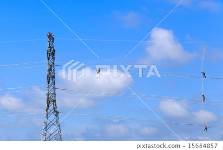 electrician worker at climbing work  15684857