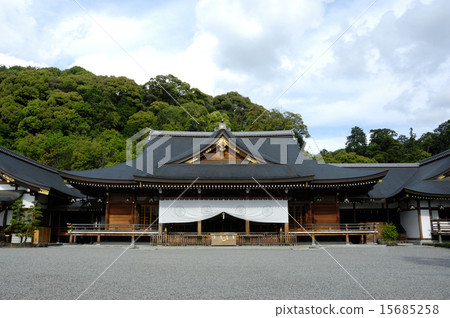 Omiwa Shrine 15685258