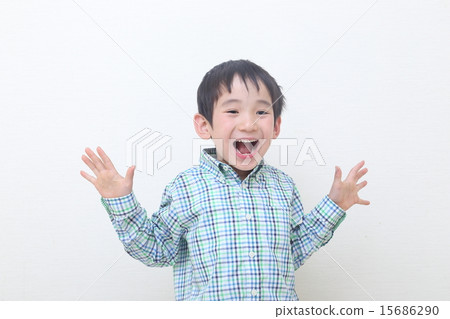  Surprised boy 15686290