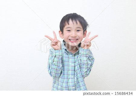 A boy who peacefully signs A boy who peacefully signs 15686434