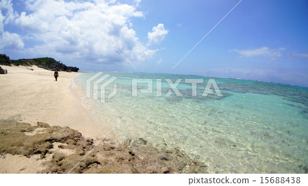 Yoron Island白色沙灘 15688438