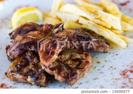 Lamb chops on the grilled Lamb chops on the grilled 15690877