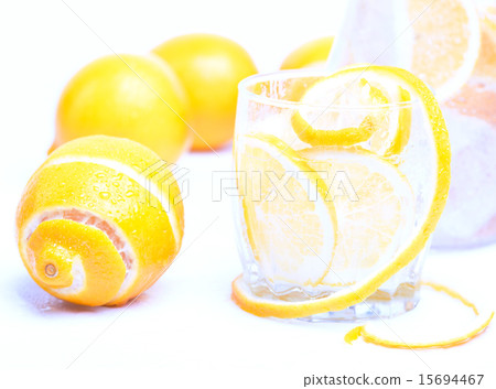 lemons 15694467