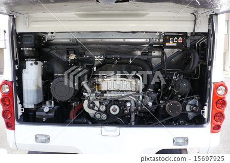 中型觀光巴士機房 中型觀光巴士機房 15697925