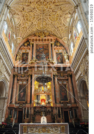 Mezquita 15698019