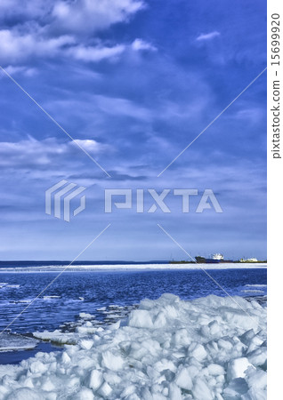 Vertical landscape of Onego lake port in HDR 15699920