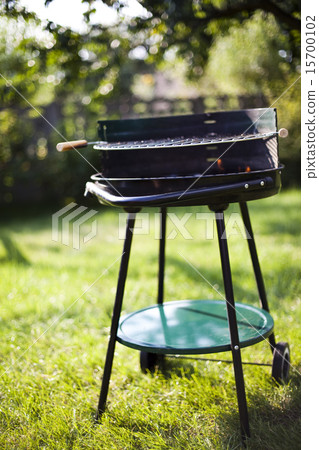 Grill flame, hot burning grill 15700102