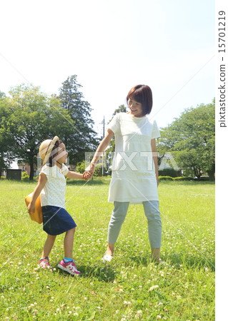 Kindergarten Child and Mother 15701219