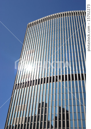 Yurakucho的商業建築，反映了太陽的“阪急男人的東京” 15702273