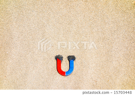 U shaped magnet with sand iron 15703448