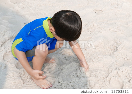 I Love to Play with Sand 15703811