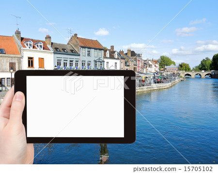 tourist photographs of Quai Belu in Amiens city 15705102