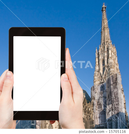 tourist photographs St Stephan Cathedral, Vienna 15705116