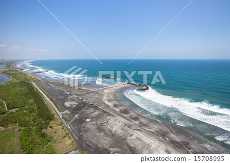 Aerial photograph of Headland Chosei-gun Ichinomiya coast that protects sand beach 15708995
