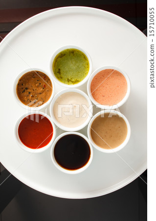 different sauces 15710055