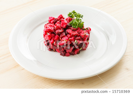beetroot salad 15710369