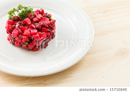 beetroot salad 15710840